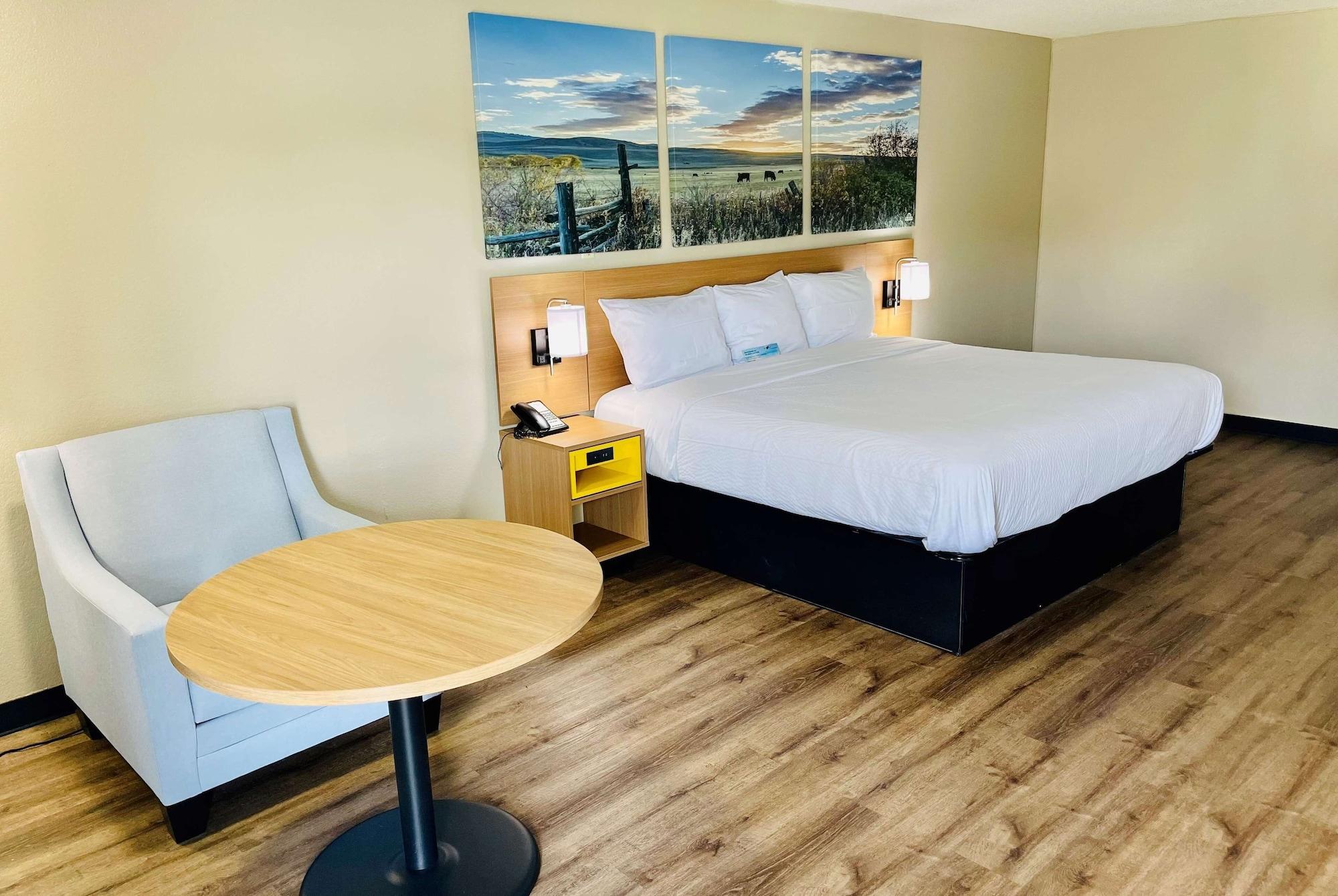 Days By Wyndham Ft. Worth 2* Burleson